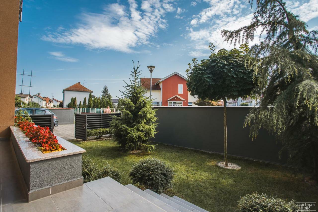 Apartman*** Apartman Varasd Kültér fotó