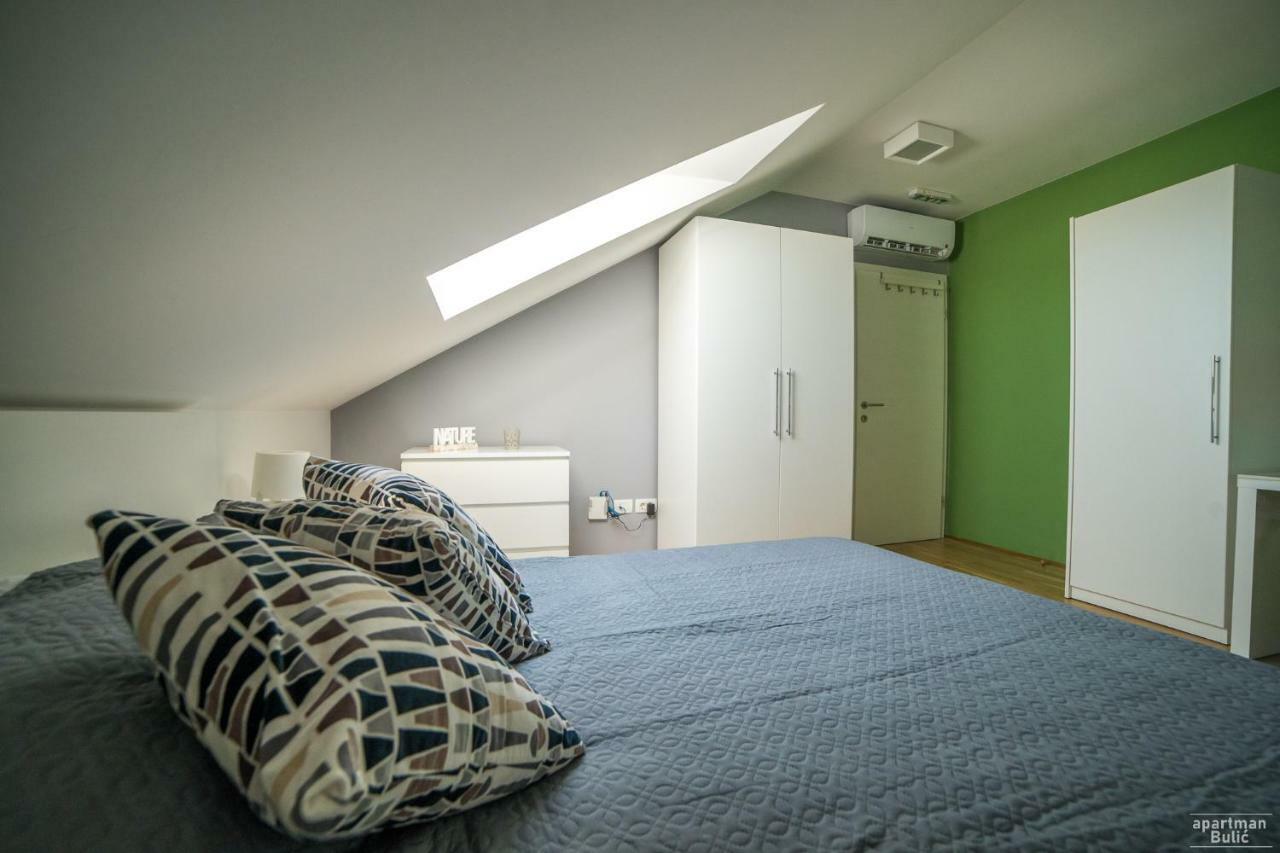 Apartman*** Apartman Varasd Kültér fotó