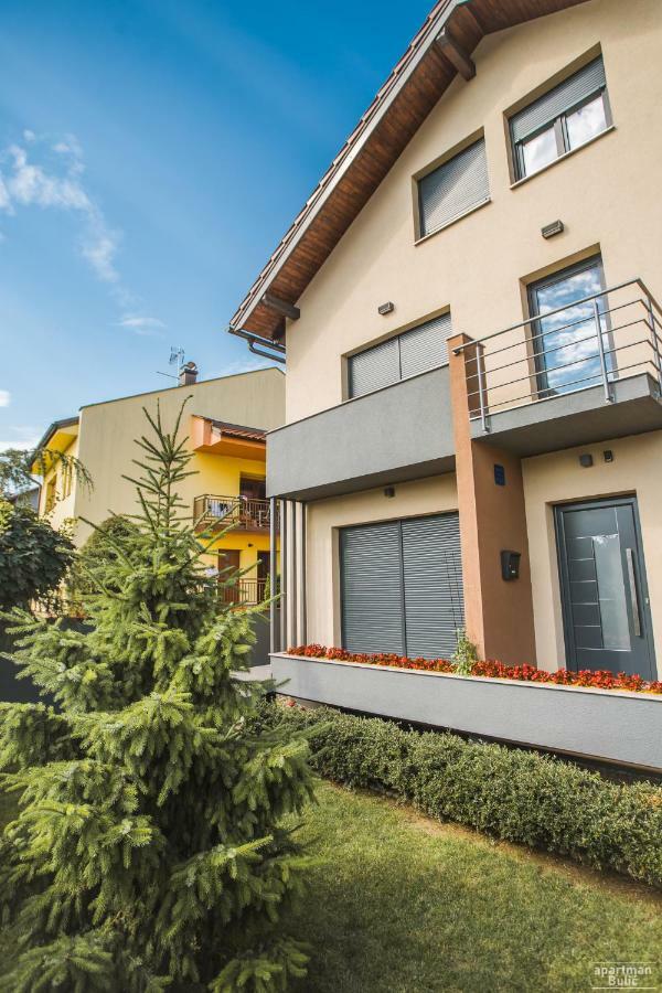 Apartman*** Apartman Varasd Kültér fotó